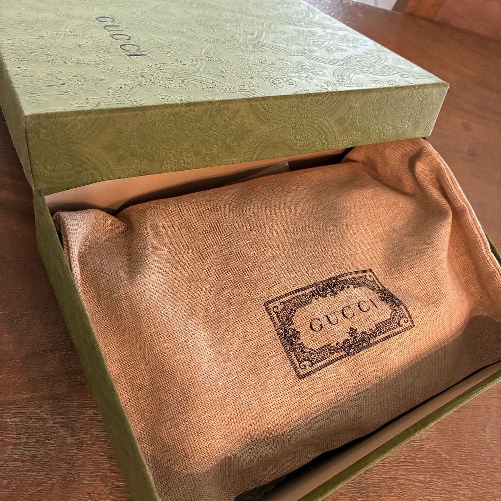 Gucci - Picture 7 of 8